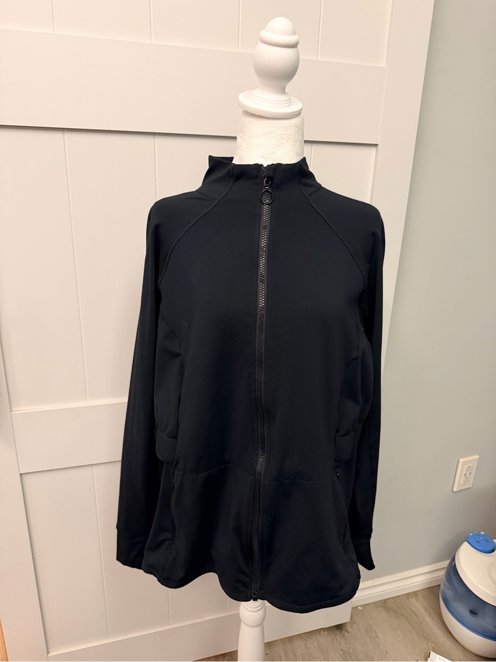 Fabletics Black Zip-Front Utility Jacket - Picture 2 of 3